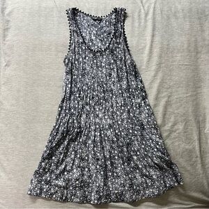 Club Monaco Navy and White Patterned Dress size XS